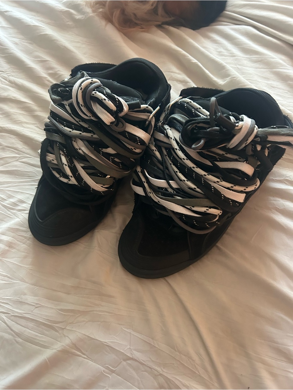 Lanvin Black and White Wrapped Lace High-Top Sneakers - Picture 4 of 9